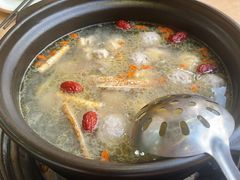 -濠轩阁特色生蚝火锅(水湾路店)