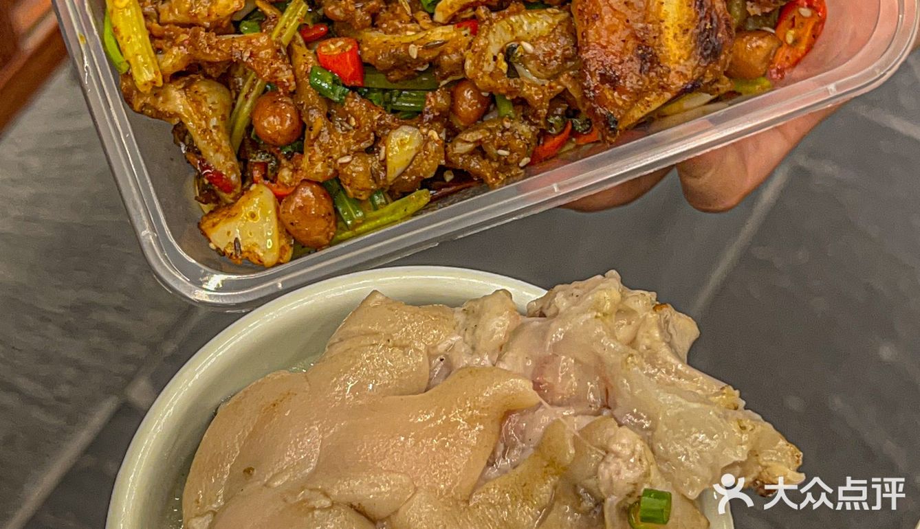 我愿称之为武汉坠好吃猪蹄‼️蘸水一绝