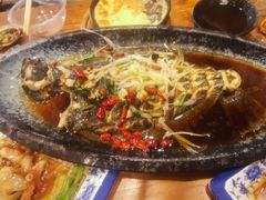 -老东镇啤酒屋海鲜加工·蒸汽海鲜·海鲜烧烤(台东店)