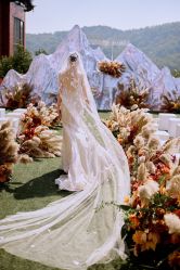 -花轿喜屋婚礼策划