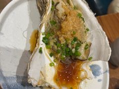 獐子岛生蚝（生吃、蒜蓉）-奕景小馆·地道大连菜(恒隆广场店)