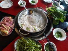-老石黑山羊毛驴肉火锅(金凯广场店)