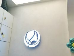 -卡尔诗·科技美肤连锁