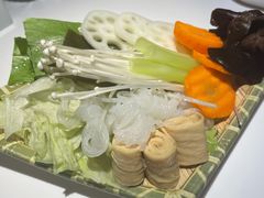 蔬菜小拼盘-鱼酷活鱼烤鱼(沈阳大悦城店)