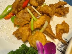 -香巴拉云南餐厅(华莱坞店)