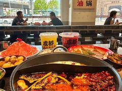 -冯校长老火锅(中联广场店)