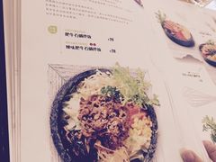 -秀伴韩式主题餐厅(泰龙城店)