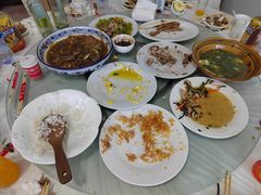 -华龙特色大骨鸡农家菜馆