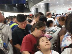 -东方明珠259米全透明悬空观光廊