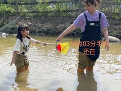 -前小桔亲子创意农场·草莓采摘·露营烧烤