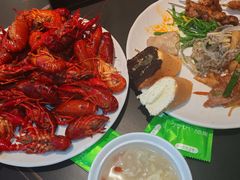 -涨巢·潮玩水疗局