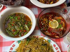 -辣小鲜·南昌大排档(船山路店)