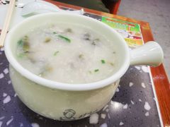 -杨妈妈粥店(华山路店)