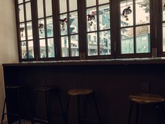 -留白咖啡(人民巷八号大院店)