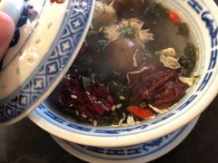 -巴四老城区炭火蛙锅(张江店)
