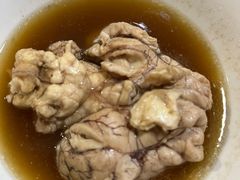 -金卯白肉罩火烧