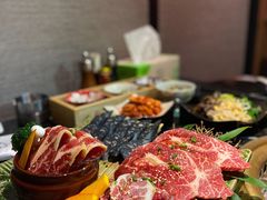 -山川小町·极番烧肉(新地假日广场店)