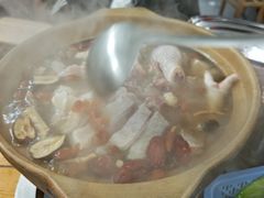 -威邵鸡煲(西华路总店)