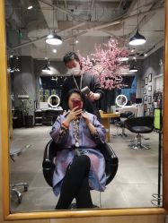 -时尚殿堂明星门店