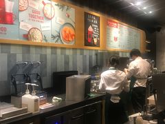 -星巴克臻选(深圳嘉里建设广场店)