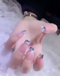-爱空间美睫健康美甲