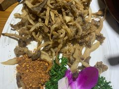 椒盐什菌-觅山云南菜(泊富ICITY店)