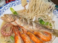 -霆记海鲜·只为这碗面(滨江店)