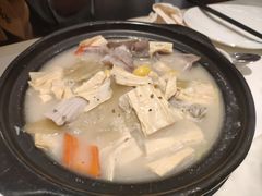 -港丽餐厅(高德置地店)