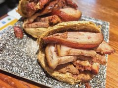 -老天桥酱肉烧饼夹肘子(天桥店)