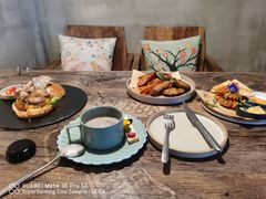 -HIGH FIVE哈福手工汉堡(桂林路店)