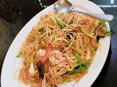 -光海鲜鱼翅餐厅(叻差拉披色路店)