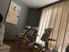 -Let’s Relax Spa(MBK)
