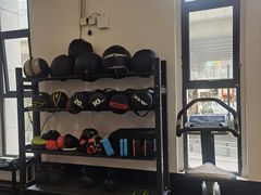 -汗水空间私教健身连锁(SM广场店)