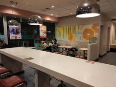 用餐区-麦当劳(西安雁塔路店)