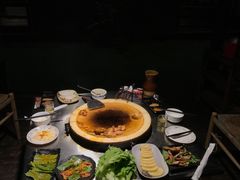 -冰冰龙虾·江湖菜·花园江景餐厅