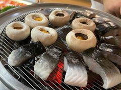 -围炉肉舍丹东海鲜烤肉·烤活鳗(步行街店)