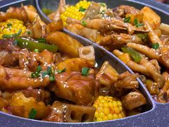 -多嘴超级肉蟹煲(中街恒隆故宫店)
