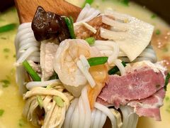 -良米山·云南野生菌过桥米线(上海首店)