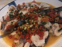 -魏铭鱼头捞饭(晋阳路店)