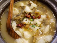 -周鱼小馆石锅酸菜鱼(活力汇店)