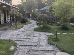-湘力力小院·鱼汤泡饭(枫林路店)
