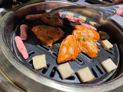 -明洞阿姨·韩式酱蟹烤肉·创意料理(三元桥店)