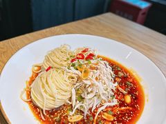 -嫩芽 ·地道重庆菜(十八梯露台夜景店)