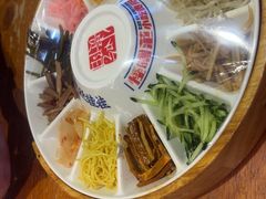 -怪噜范·老贵阳街头名小吃(鸿通城店)