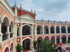 -佛罗伦萨小镇广佛名品奥特莱斯(疏港路店)