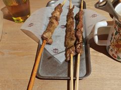 红柳羊肉串-耶里夏丽·新疆菜·28年喀什老馆(田林东路店)