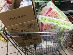 -欧尚超市苏州店停车场(金鸡湖路店)