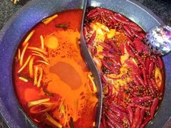 -路边边.炒菜烧烤.音乐餐厅(良乡长虹店)