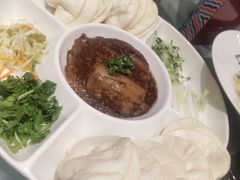 梅菜扣肉夹饼-百姓渔村(平阳路店)