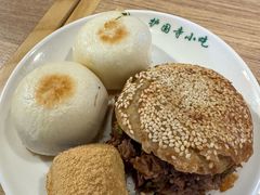 -护国寺小吃店(红莲南路店)